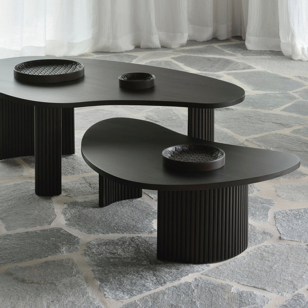 Table basse classique en acajou massif avec plateau gigogne en forme de rognon pour salon