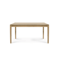 Table à manger scandinave en chêne massif avec pieds fuselés et finition à l'huile-cire pour salle à manger