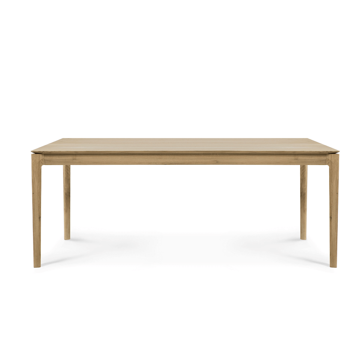 Table à manger scandinave en chêne massif avec pieds fuselés et finition à l'huile-cire pour salle à manger