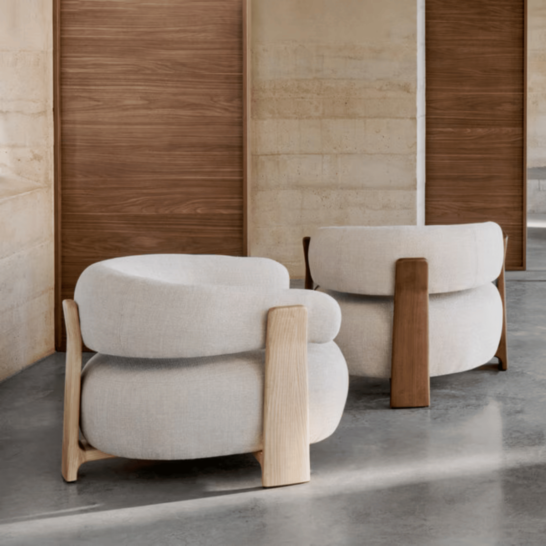 Fauteuil contemporain en polyester recyclé avec assise en mousse haute densité pour salon