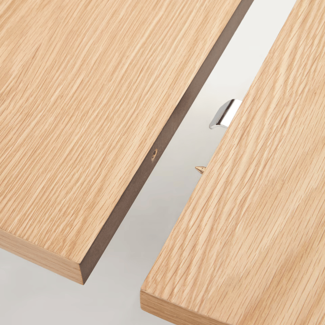 Table à manger ronde extensible en placage de chêne contemporain avec mécanisme d'ouverture facile pour salle à manger