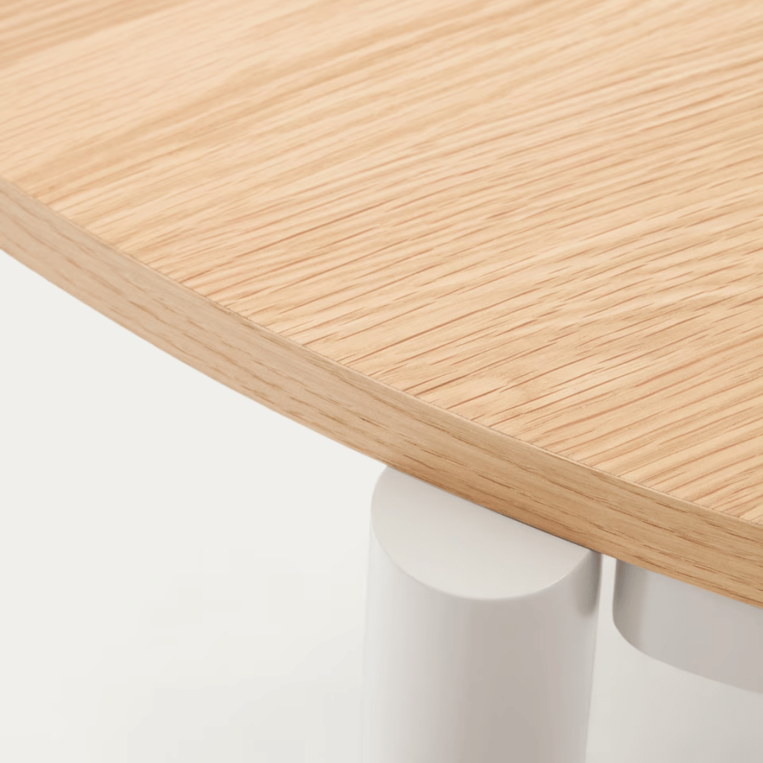Table à manger ronde extensible en placage de chêne contemporain avec mécanisme d'ouverture facile pour salle à manger