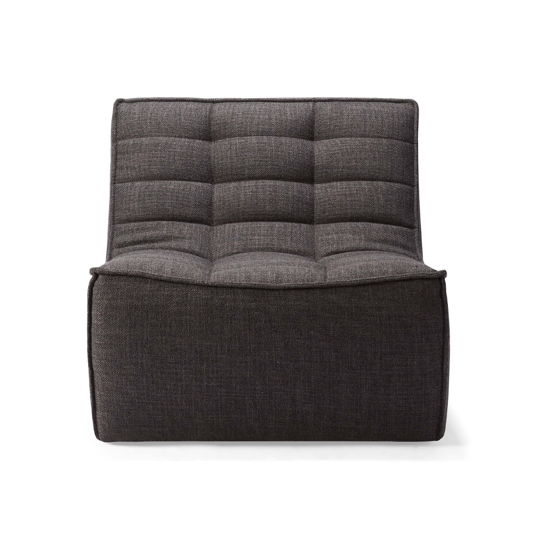 Fauteuil moderne en polyester-acrylique avec assise capitonnée incurvée pour salon