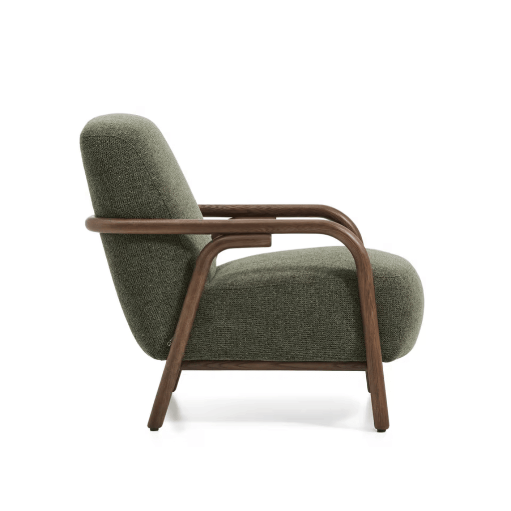 Fauteuil scandinave en polyester avec pieds en frêne massif pour salon