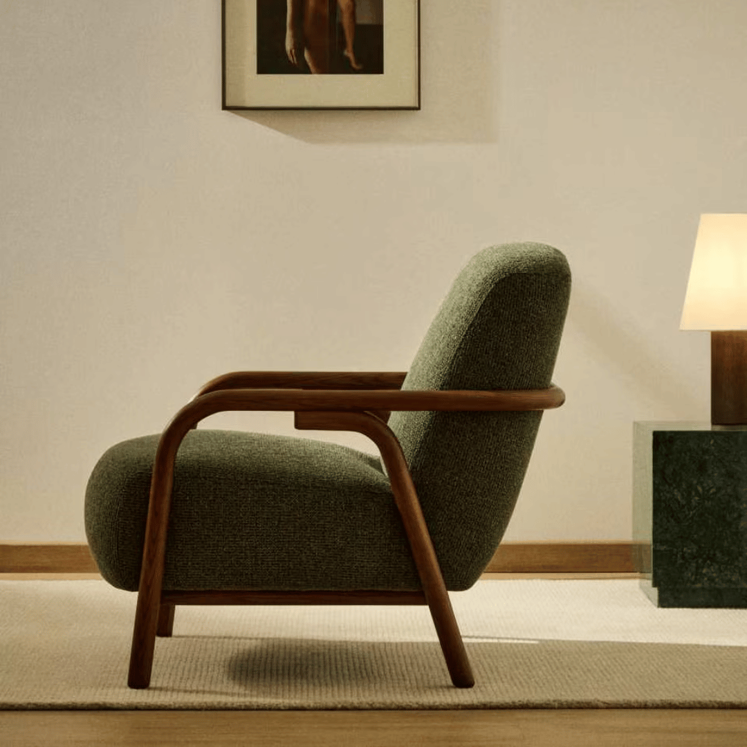 Fauteuil scandinave en polyester avec pieds en frêne massif pour salon