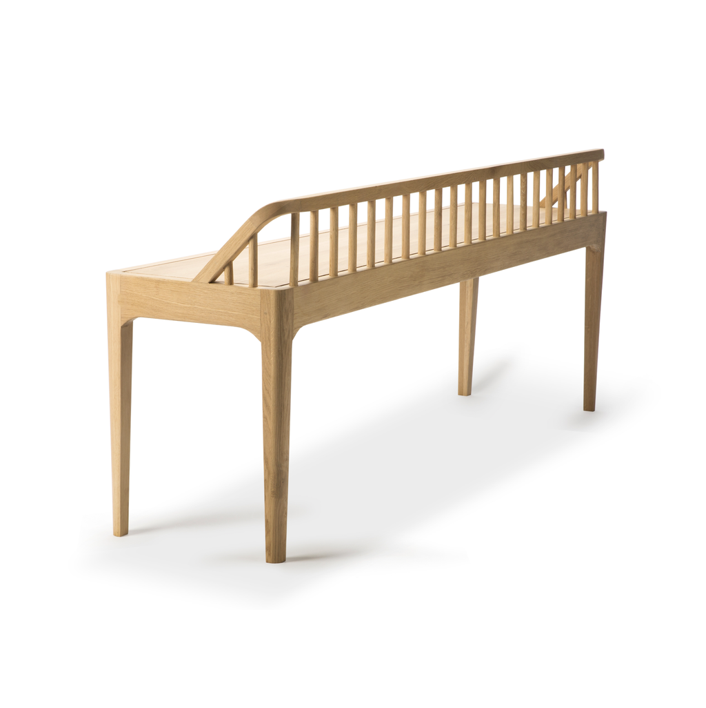Banc scandinave en chêne massif avec design inspiré des fuseaux pour chambre ou couloir