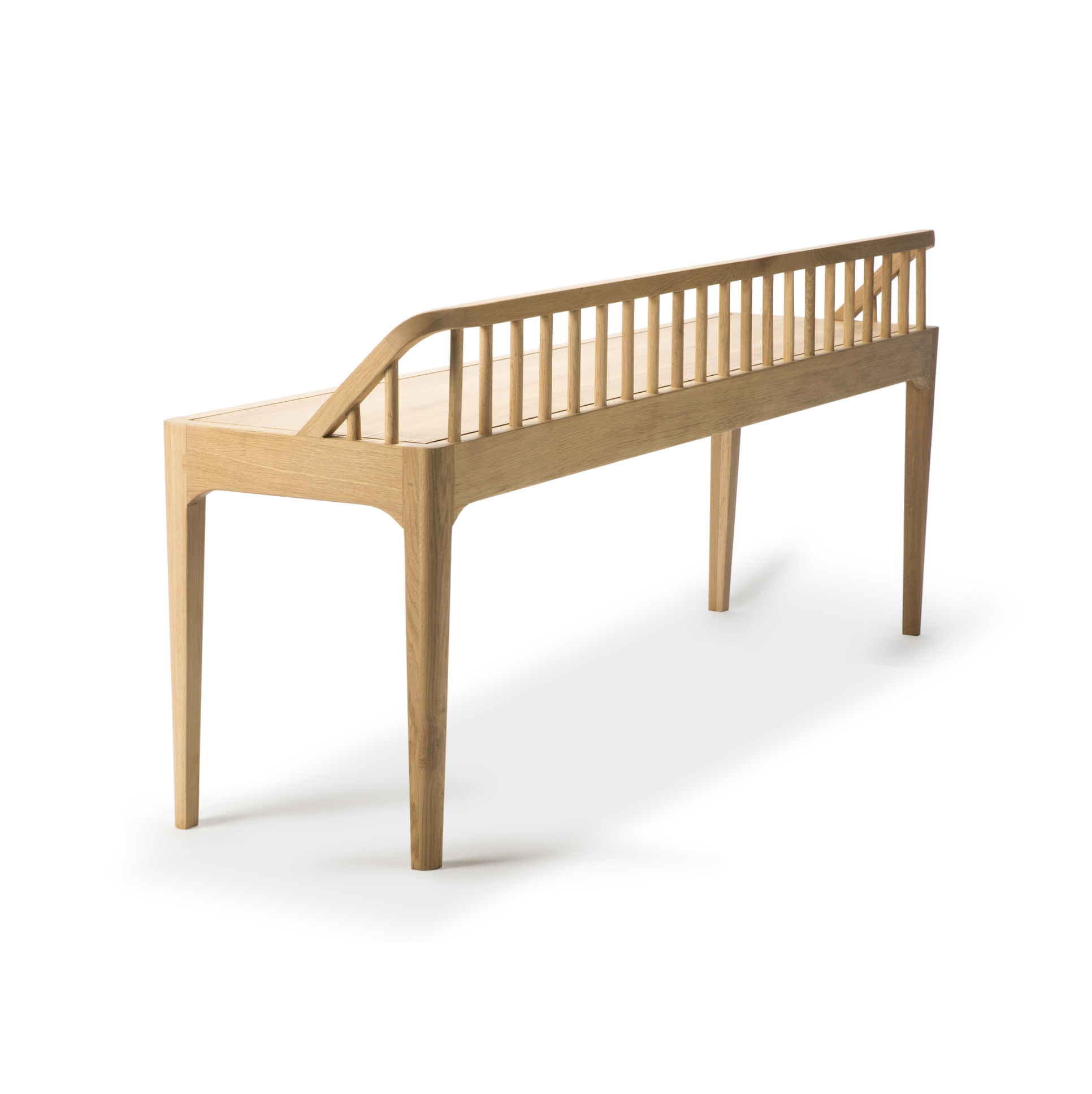 Banc scandinave en chêne massif avec design inspiré des fuseaux pour chambre ou couloir