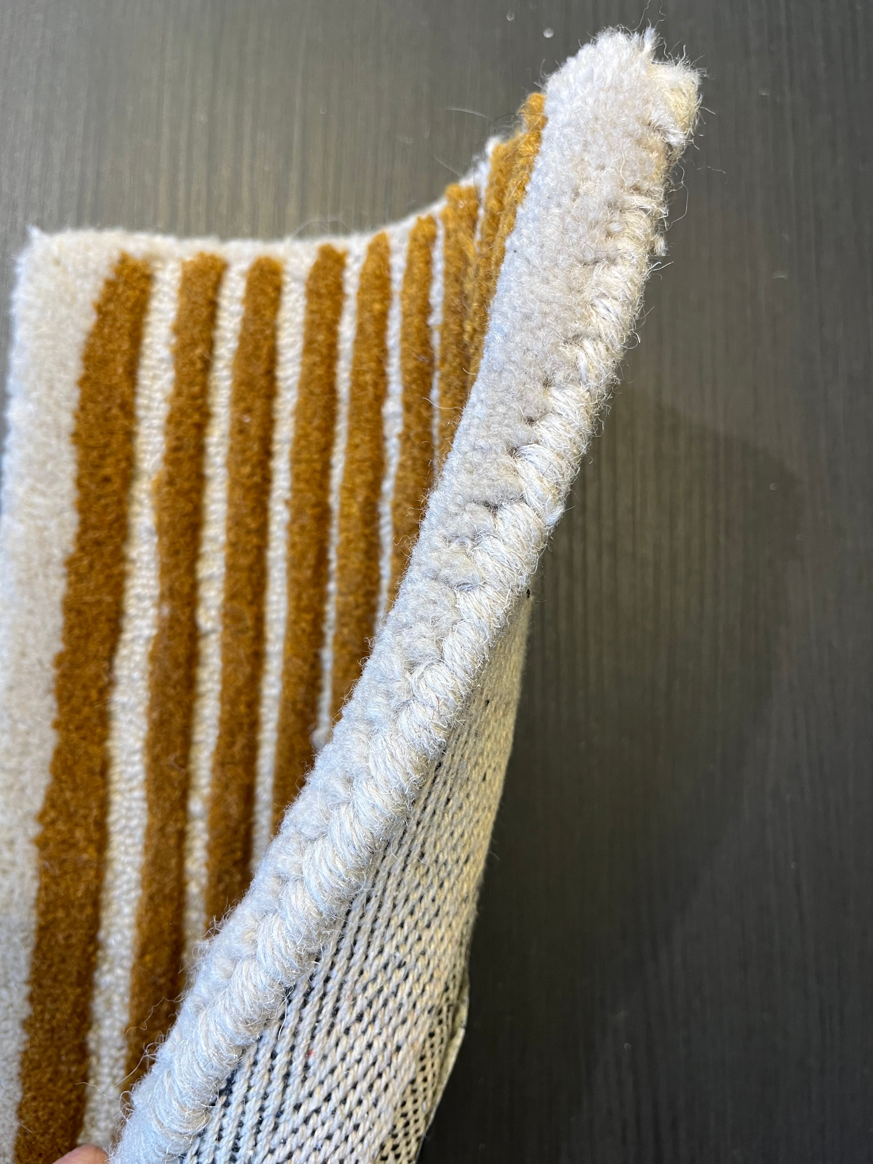 Tapis Rétro 100% Laine Tissé Main à Boucle Coupée, Motifs Lignes Architecturales pour Salon
