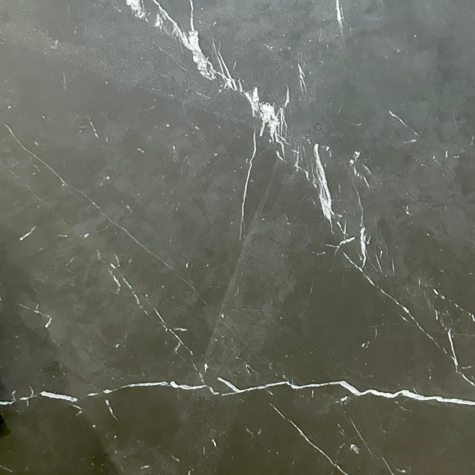 Console étroite moderne en marbre massif avec étagère inférieure pour couloir
