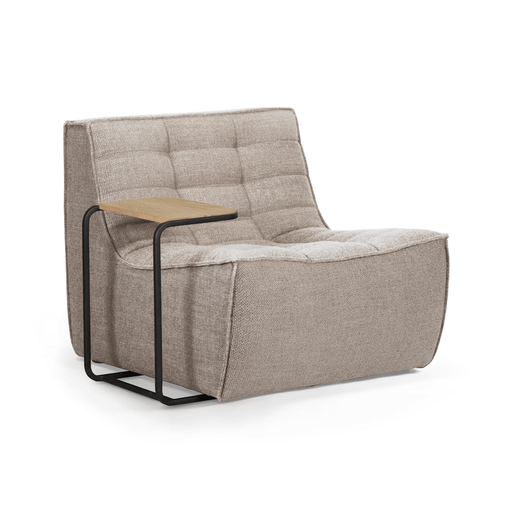 Fauteuil contemporain en polyester-acrylique avec assise capitonnée discrète pour salon